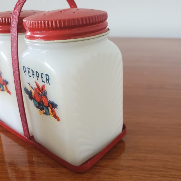 Vintage Milk Glass Salt & Pepper Shakers with Tray - Picture 4 of 9